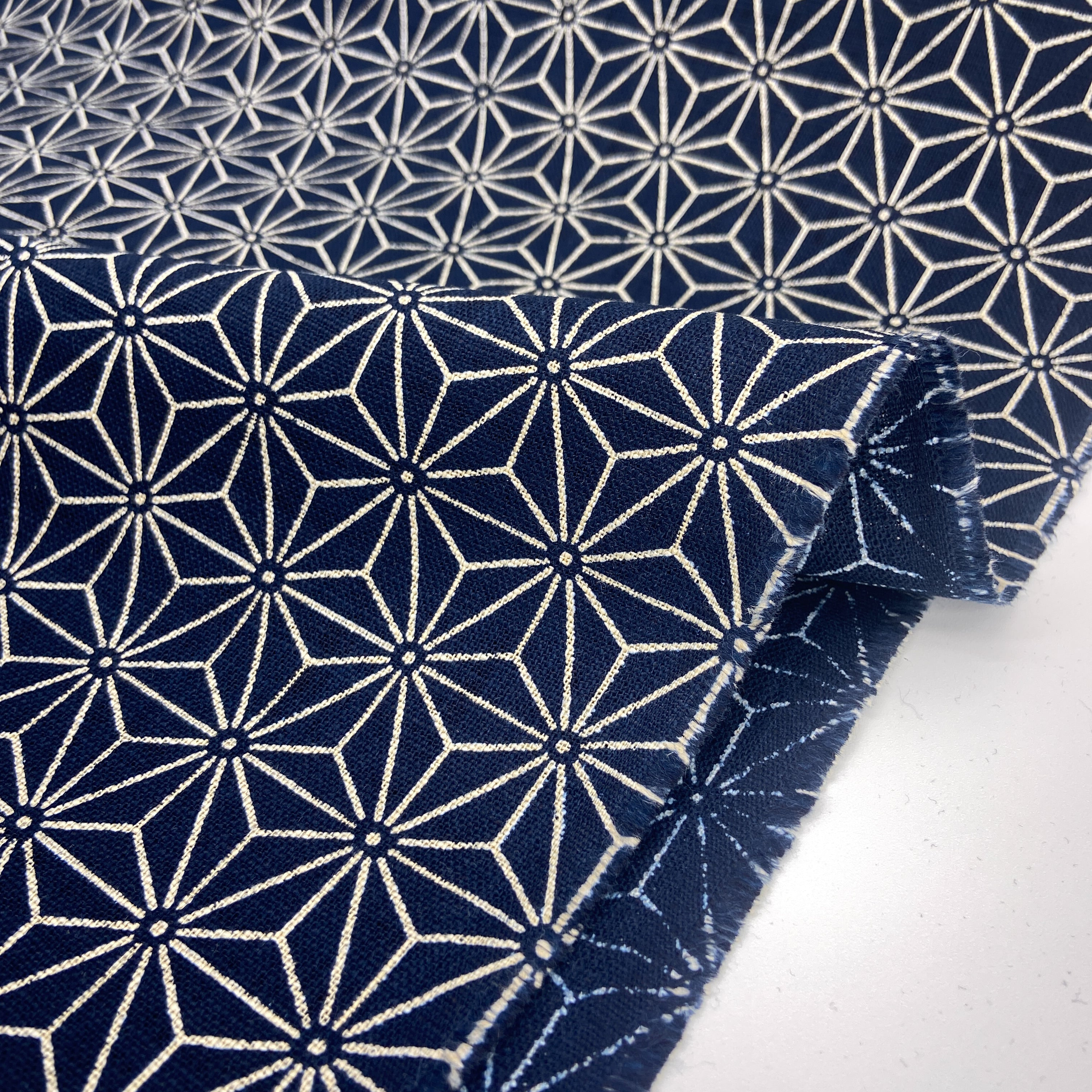 Japanese Cotton Uneven Yarns Sheeting Print - Indigo Hemp Leaves