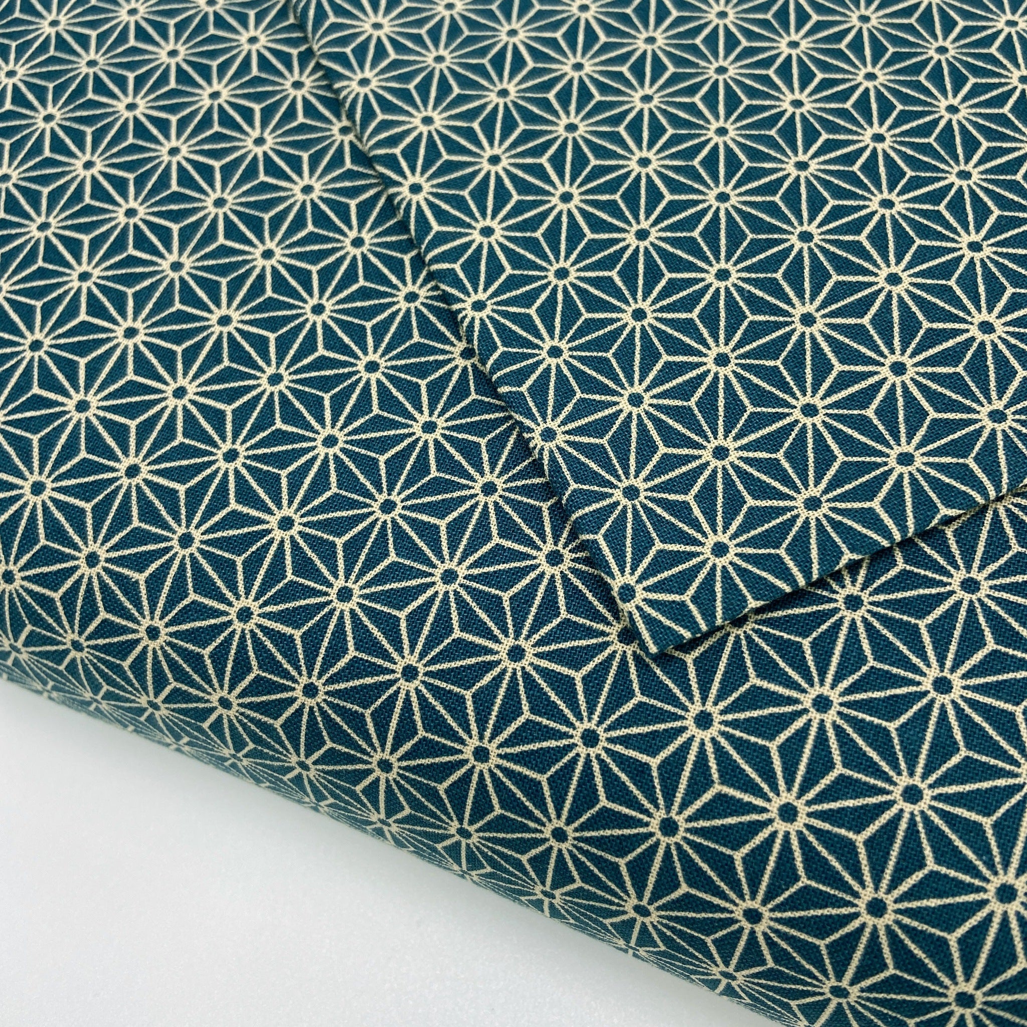 Japanese Cotton Sheeting Print - Hemp Leaves Blue